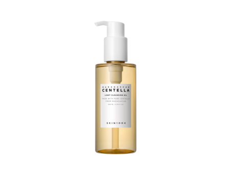 Madagascar Centella Light Cleansing Oil