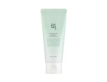 Green Plum Refreshing Cleanser